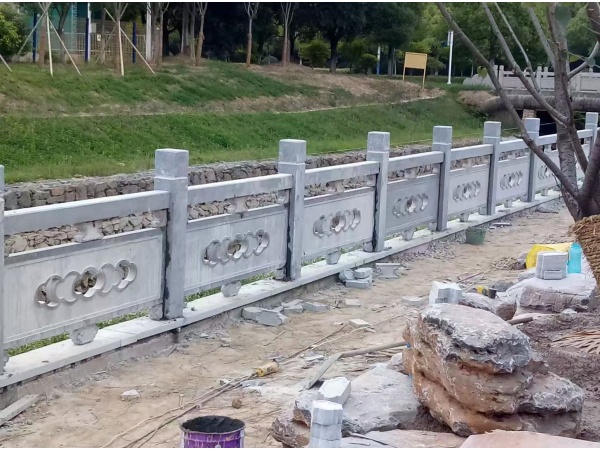 石栏杆